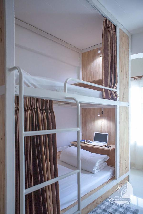 Railway Park Hostel Chiang Mai Luaran gambar