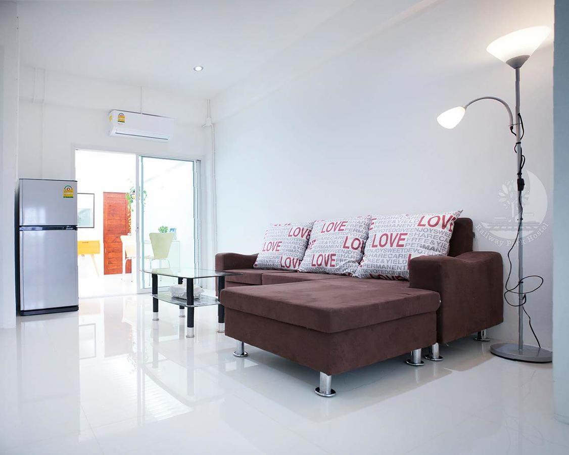 Railway Park Hostel Chiang Mai Luaran gambar